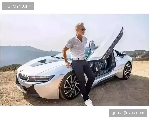 大阪刚赢完比赛，转头就在ins晒新买的限量跑车，这反差谁懂啊