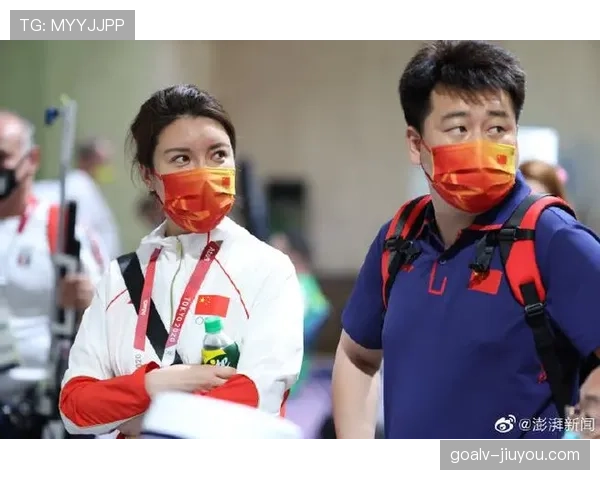 庞伟训练完顺手把蛋白粉当糖吃了？这自律程度真不是一般人扛得住的